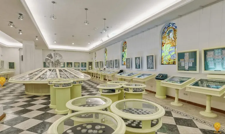 Виртуальный тур по музею денег НБУ (версия 2013 года)